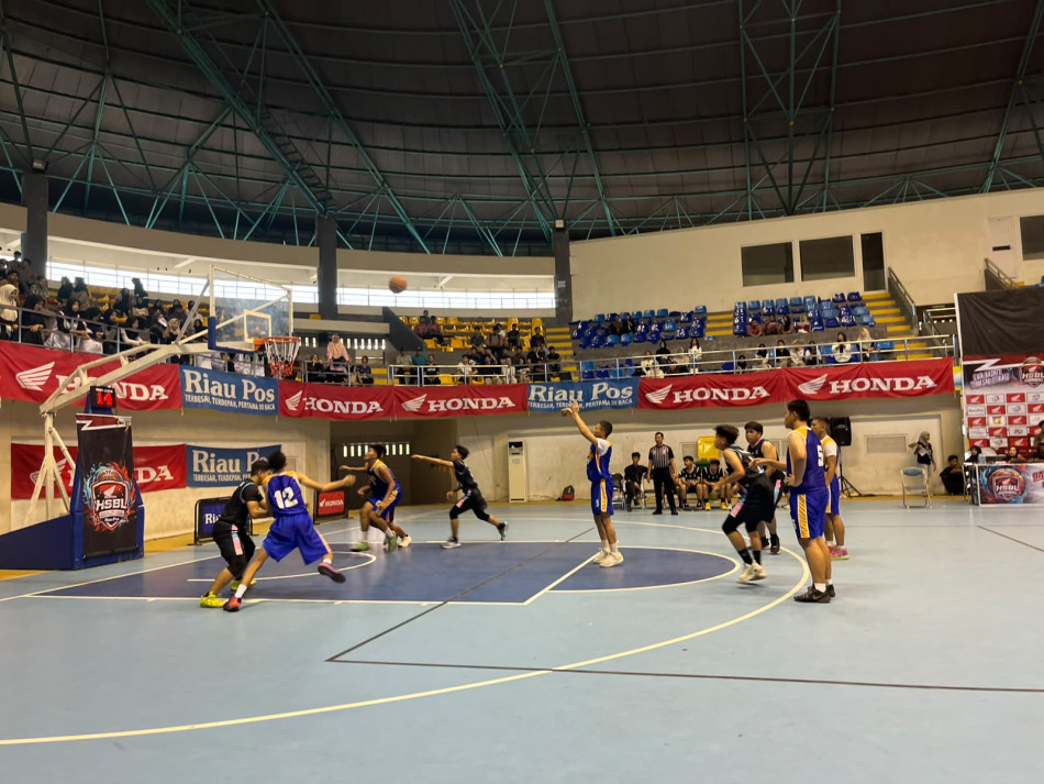SMA Plus Tampil Dominan, Tekuk SMAN 1 Tambang 31-11 di HSBL 2026